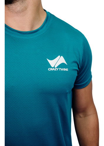 Imagen 3 de 5 de Remera Lycra Uv