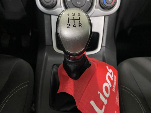 Imagem 19 de 19 de Ford Fiesta 1.6 16v Se Flex 5p