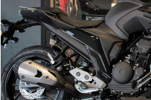 Imagen 3 de 8 de Yamaha Fz 25 Dark Edición Exclusiva Modelo 2024