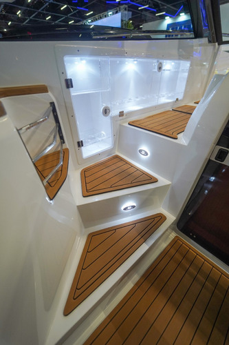 Nx 360 Sport Coupé | Zero Nx Boats