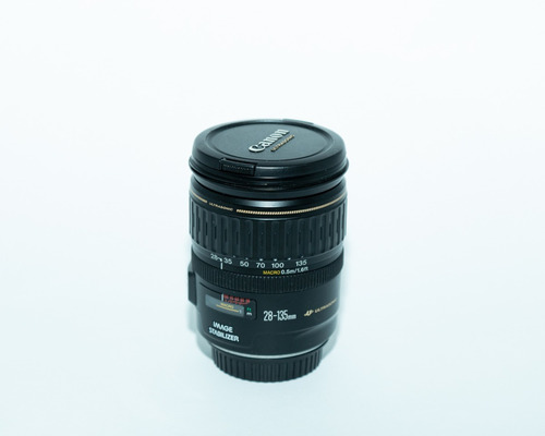 Lente Canon Ef 28-135mm 1:3.5-5.6 Is