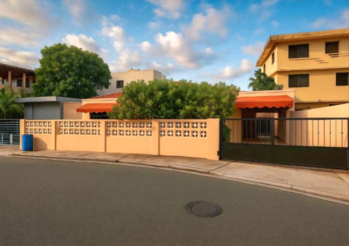 Casa En Venta En El Sector Miramar.