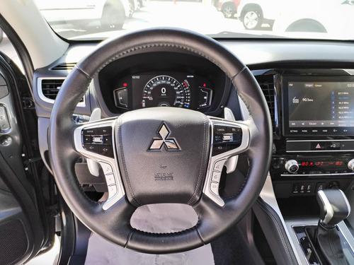 Mitsubishi Montero 2023