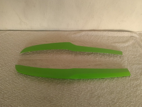 Imagen 3 de 4 de Aletas O Faldas Para Moto Matrix Form