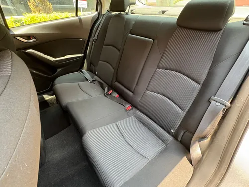 Mazda Mazda 3 2015