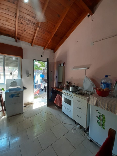 Venta Casa 3 Ambientes En Mar Del Tuyu Calle 80 E/ 6 Y 7