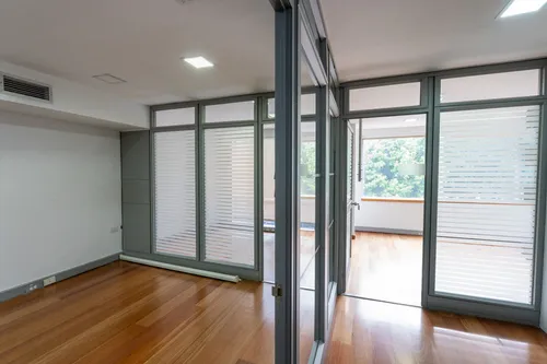 Oficina En Arriendo/venta En Chico Norte. Cod A1105064