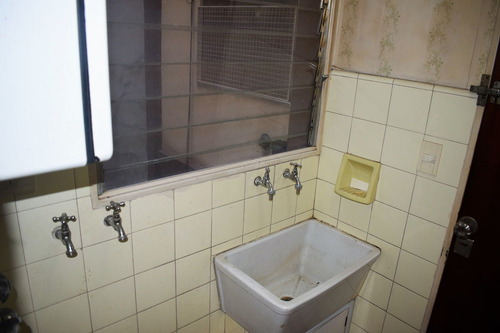 Venta Semipiso En Caballito Al Frente Con Baulera