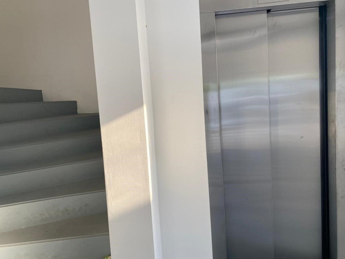 Departamento En Venta En El Palomar, Morón, G.b.a. Zona Oeste