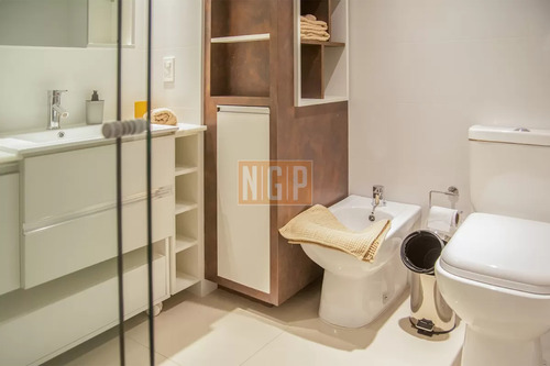 Apartamento En Venta En Torre Esmeralda De 3 Dormitorios , En Punta Del Este