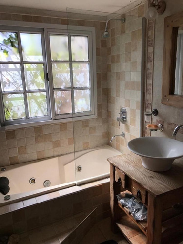 Imagen 9 de 20 de Casa En Venta En Berazategui Centro