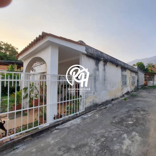 Casa En Venta En El Limón, Sector Las Mayas, Aragua.