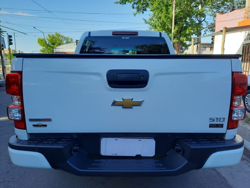 Imagen 8 de 20 de Chevrolet S10 2017 2.8 Ls Cd Tdci 200cv