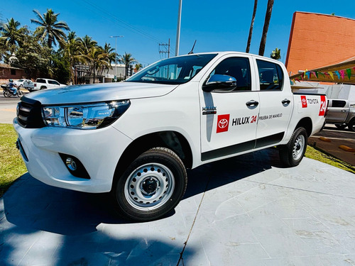 Toyota Hilux 2024