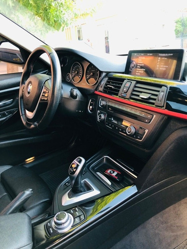 Imagen 11 de 16 de Bmw Serie 3 2013 2.0 328i Sedán Sport 245cv