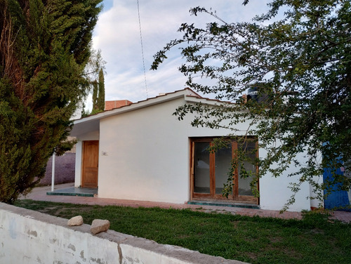 Casa Con Monoambiente A Reciclar Sobre Ruta En Nono