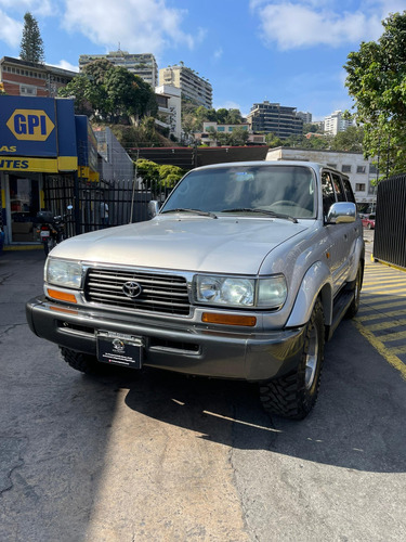 Toyota Burbuja 4x4