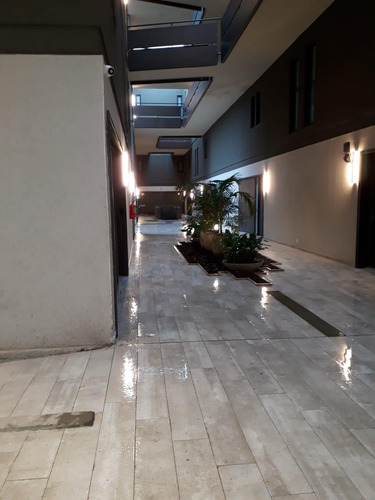Departamento 2 Ambientes En Venta - Beccar-vias/rolon