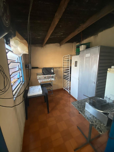 Casa + Salão Comercial À Venda Em Pederneiras/sp Viver Bem E Empreender No Coração Do Bairro! :maleta::árvore_decídua: