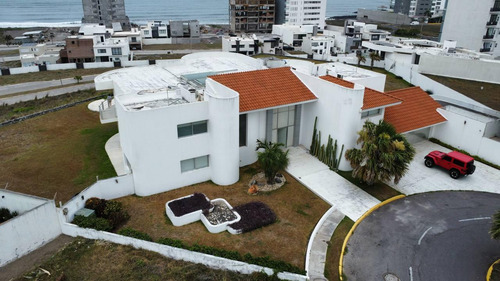 Residencia En Venta En Playas Del Conchal