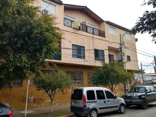 Imagen 10 de 11 de Departamento 3 Ambientes En Caseros, Tres De Febrero