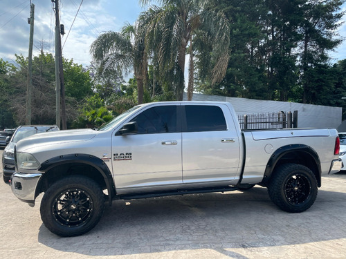 RAM 2500 6.7 Laramie I Atx 350cv 4x4