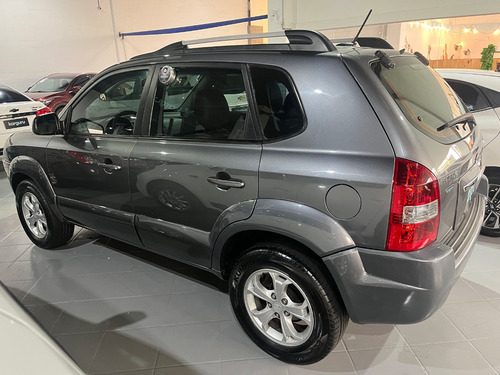 Hyundai Tucson 2.0 MPFI GLS 16V 143CV 2WD FLEX 4P AUTOMÁTICO