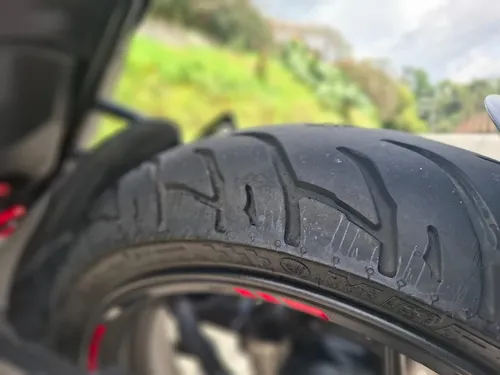 Suzuki Gixxer 150 Fi Abs 2025 Con Accesorios