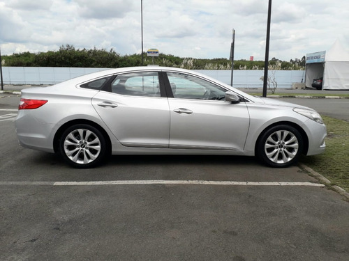 Imagem 14 de 15 de Hyundai Azera 3.0 V6*completo*teto Solar*automático*couro*