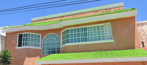 Gran Oportunidad De Inversión - Casa Economica En Venta (remate) - C. Cherna 738, Costa De Oro, 94299 Veracruz, Ver.