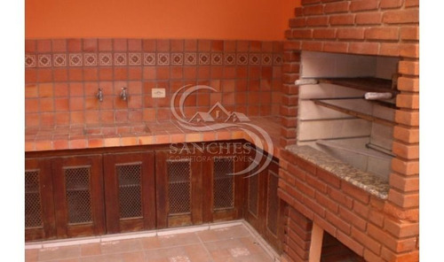 Imagem 11 de 15 de Casa 2 Dormitórios 1 Suíte Edicula E Churrasqueira