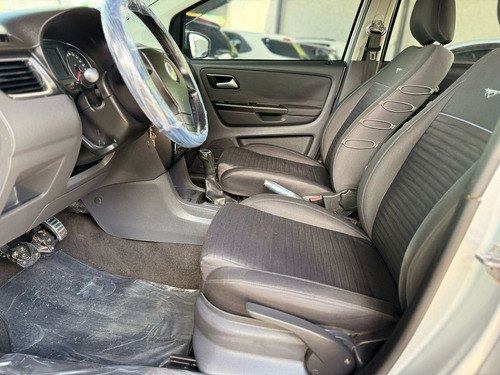 Volkswagen Crossfox 1.6 Vht Total Flex 5p