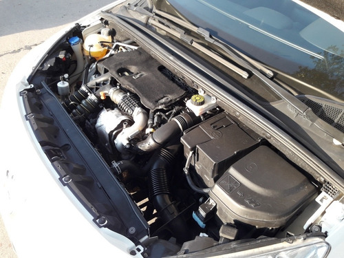 Peugeot 408 1.6 Allure Plus Hdi 115cv 2012