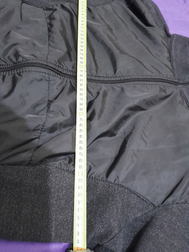 Lote De Ropa De Hombre Campera+ Sudaderas