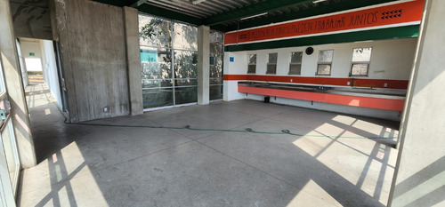 Nave Industrial En Parque El Marqués