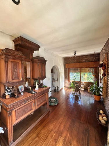 Venta Casa De 3 Dormitorios En Gorriti 841