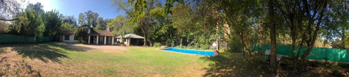 Casa En Venta - 5 Dormitorios 3 Baños - 1200mts2 - La Plata