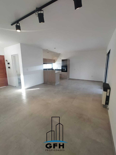Imagen 2 de 21 de Duplex 3 Dormitorios Con Vestidor!