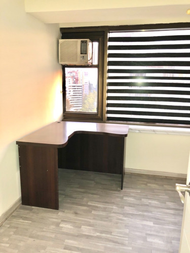 Oficina 65 M² Ubicada En El Mejor Barrio De Providencia
