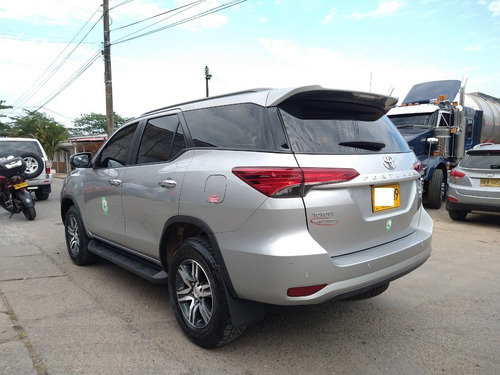 Toyota Fortuner 2.4 Diésel 4x2 Automática Modelo 2020