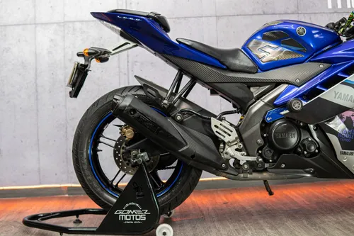 Yamaha R15 2018