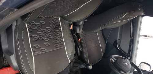 Imagen 10 de 12 de Renault Duster Oroch 2.0 Outsider Plus 2019