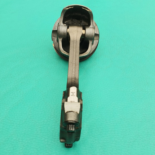 Piston Con Biela Sin Metales Ertiga 2020 Seminueva Original (Usado)