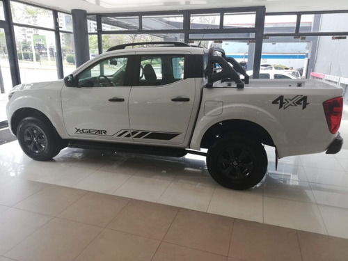 Nissan Frontier X-gear 4x4 Automática Bi-turbo 190cv