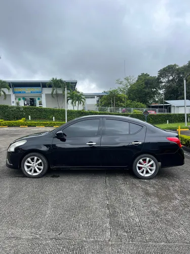 Nissan Versa 1.6 Advance