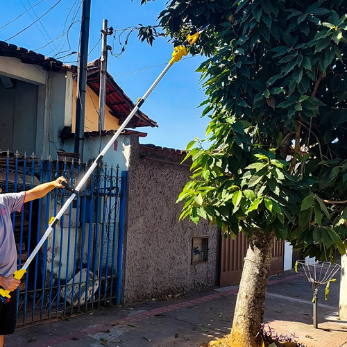 Motosserra A Bateria 30v Com Cabo Extensor 3 Metros Podadora
