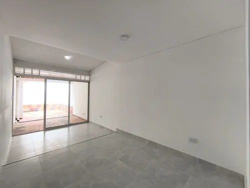 Casa En Arriendo En Quinta Bosch. Cod A10806