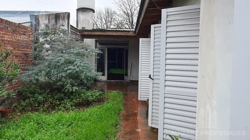 Imagen 10 de 30 de Casa 7 Ambientes Venta Merlo Oportunidad