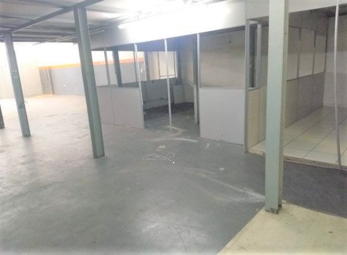 Imagem 7 de 17 de Galpão Na Água Rasa Com 300m², 3 Vagas - Ga0012
