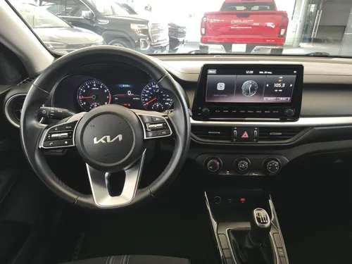 Kia Forte 2.0 Hb Ex Mt